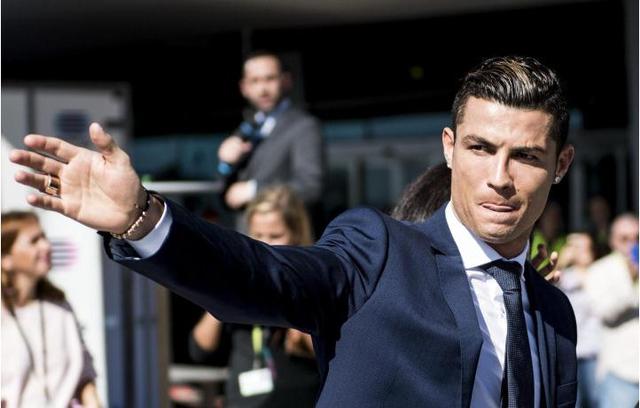 萨卡：是我爸帮我选择了阿森纳；生涯最骄傲时刻是现在的自己（萨卡：父亲为我定下阿森纳之选；此刻的自己是我生涯最自豪时刻）