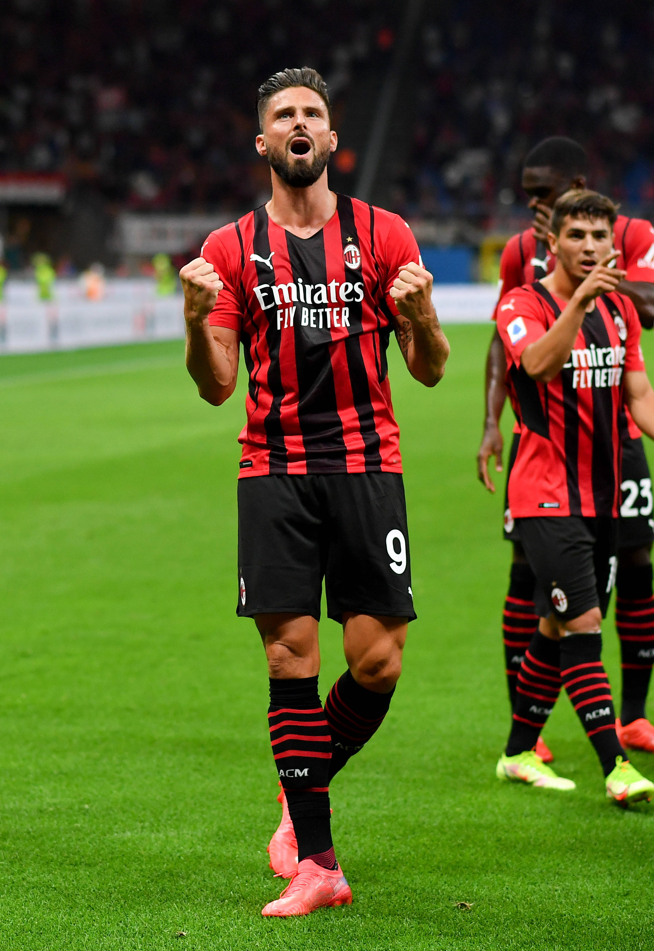 格瓦迪奥尔：我自己一个人住在曼市，足球对我来说就是一切（格瓦迪奥尔：独居曼彻斯特，足球是我生命的全部）