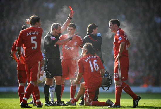 佐夫谈意大利失利：意甲就这样，节奏慢、裁判什么情况都吹哨（佐夫评意大利败北：意甲节奏偏慢，裁判过度吹罚）