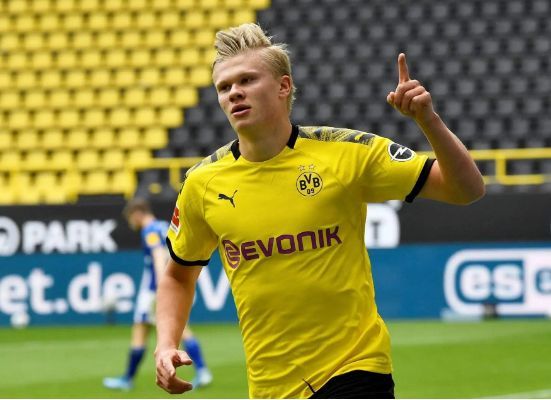 波兰媒体：莱万收到米兰、沙特和美职联报价，米兰愿签约两年（波媒：莱万获米兰、沙特球队和MLS报价，AC米兰愿提供两年合同）