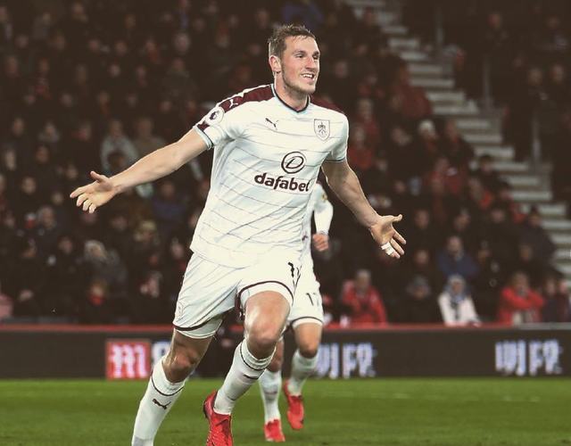 BBC记者：一名29岁的球员在伦敦市中心因涉嫌斗殴被捕（据BBC记者报道，伦敦市中心一名29岁球员因涉嫌斗殴被捕）