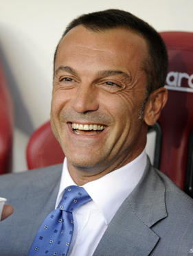 意大利U17国脚坎帕涅洛：我以C罗为榜样，欣赏他的决心和斗志（意大利U17国脚坎帕涅洛：以C罗为楷模，敬佩其决心与斗志）