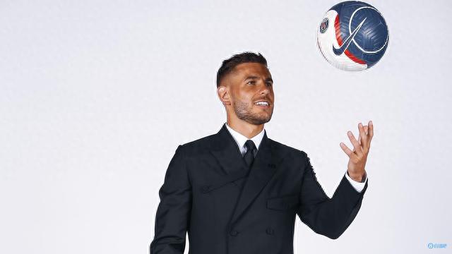 邓卓翔：球员状态并不让人满意，技战术也没有可圈可点的地方（邓卓翔：队员状态欠佳，技战术表现乏善可陈）